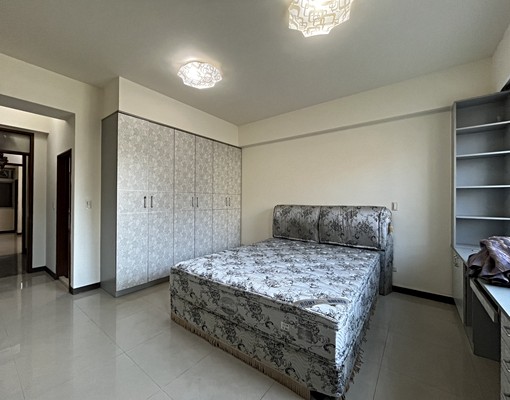 🎄精誠路✨整棟透天住家✨辦公✨店面✨可營登✨家具全配 - Image 9