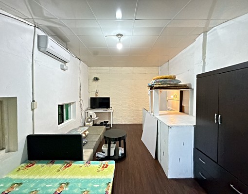 中華路二段林蔭步道兩房透天厝雙套房家具家電齊全趕緊來看 - Image 8