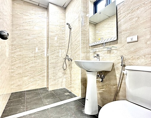 可貓可租補✨獨洗獨曬✨超美採光✨可租汽車位✨超大空間 - Image 9