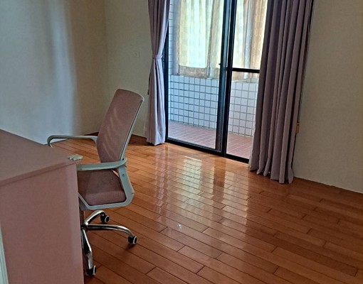 屋主自租可租補,三房近東海榮總有電梯,空屋出租 - Image 5