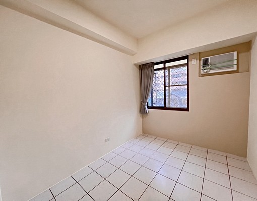 幸福商圈全新裝潢電梯溫馨2房平面車位可談(仲介勿擾) - Image 10