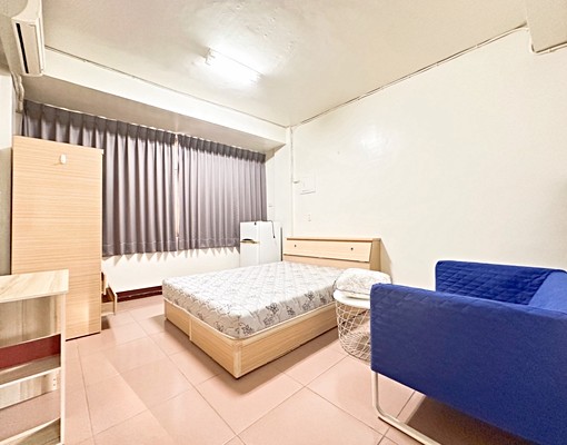 豐原火車站前😍可貓😍 - Image 1