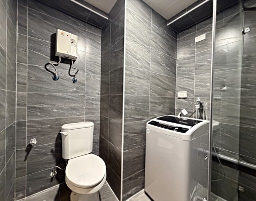 雄商可租補全新整理大套房 - Image 6