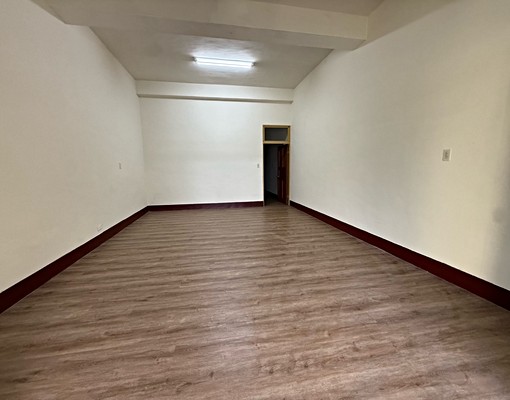 透天2層超大空間,多間小房 - Image 1