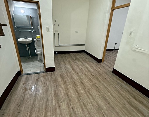 透天2層超大空間,多間小房 - Image 6