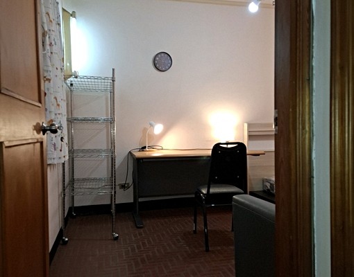 世貿中心,中工二路,三樓單人套房,近工業區, - Image 9