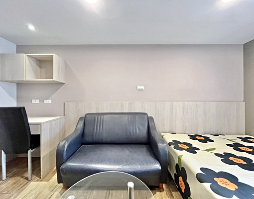 ✨可租補✨獨立陽台,洗衣機✨不用追垃圾車 - Image 2