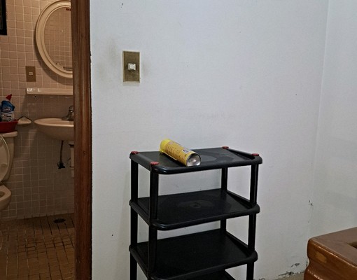 世貿中心,中工二路,三樓單人套房,近工業區, - Image 13