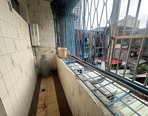 江子翠捷運公寓3房出租 - Image 14