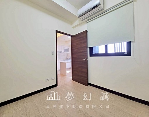 三鐵共構,夢幻誠兩房含平面車位,可租補 - Image 4