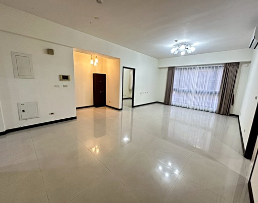 🔥小光推薦🔥藝文特區、同德國中小、交流道、四房含車位 - Image 1