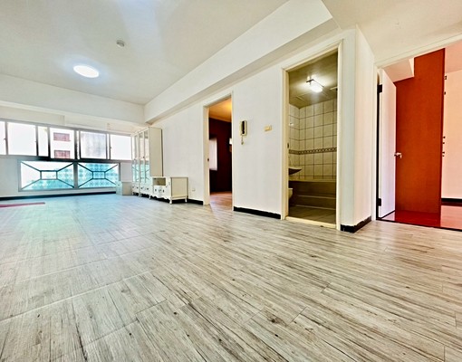 近逢甲商圈三房平車✨台水台電✅雙租補✅可寵✅家具可談❤️ - Image 3