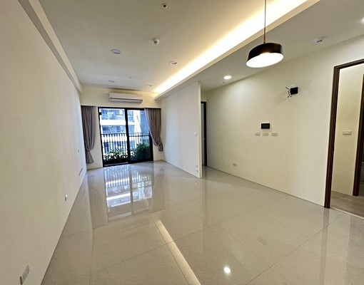 北區高質感兩房兩衛|近中國醫、一中商圈、親親戲院|可租補|速 - Image 2