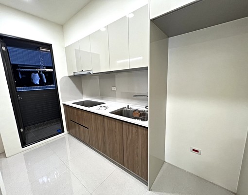 北區高質感兩房兩衛|近中國醫、一中商圈、親親戲院|可租補|速 - Image 6