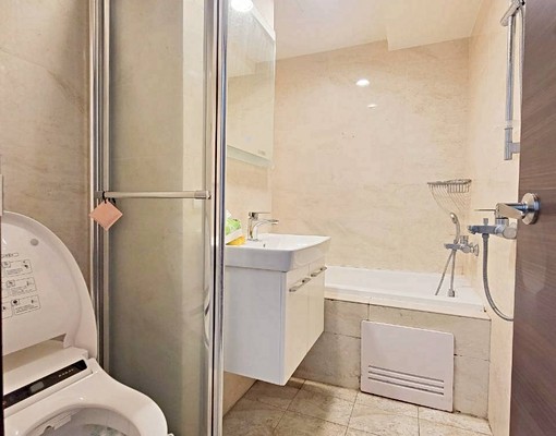 高鐵特區。全配兩房含管。可租補台水電 - Image 7