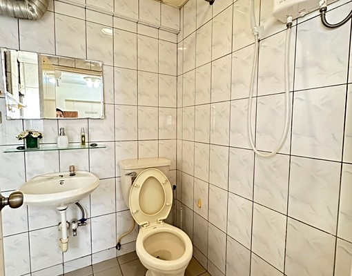 電梯套房/自租/採光好/捷運旁 - Image 3