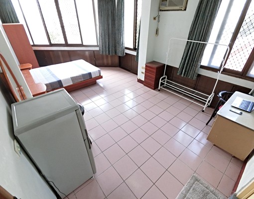 🌟租屋情報大公開!🌟✅衛浴開窗✅類台電✅子母車✅機車位 - Image 3