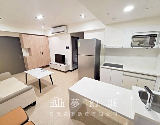 高鐵特區。全配三房平車。可租補台水電 - Image 3