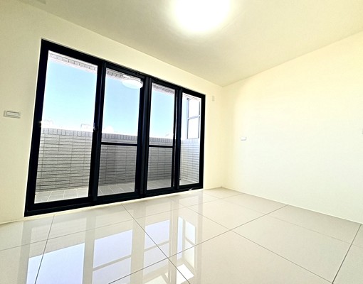 安東社宅/御富路獨棟大別墅/大面寬車位/四獨立套房/免仲可補 - Image 7