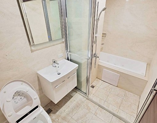 高鐵特區。全配三房平車。可租補台水電 - Image 6