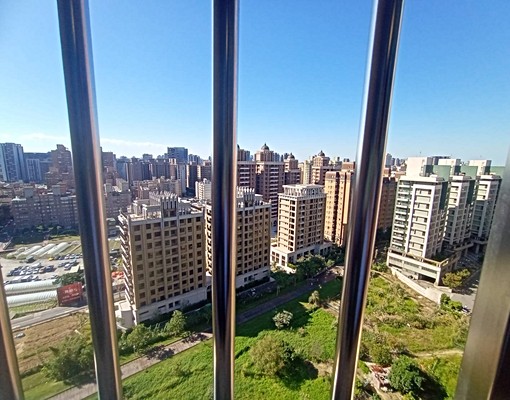 大有路商圈中日西武超美一房一廳景觀大套房可租補 - Image 8