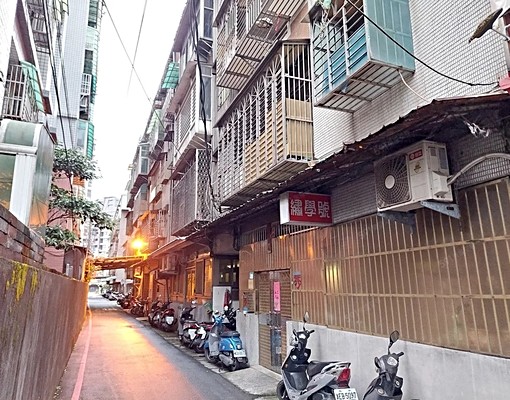 民生街公寓2樓/有3房/市中心 - Image 8