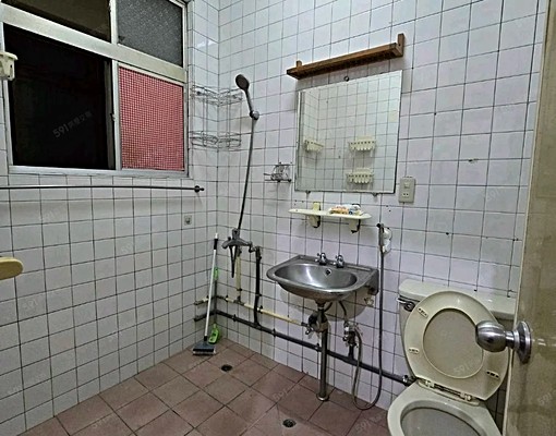 民生街公寓2樓/有3房/市中心 - Image 12