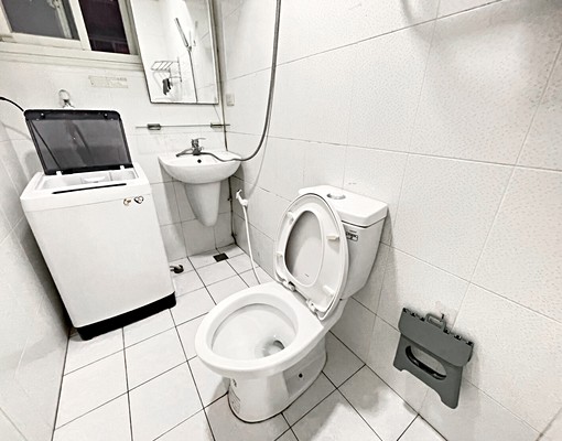 仁愛國小【超值大空間】獨洗衣機★警衛管理★有電梯 - Image 4