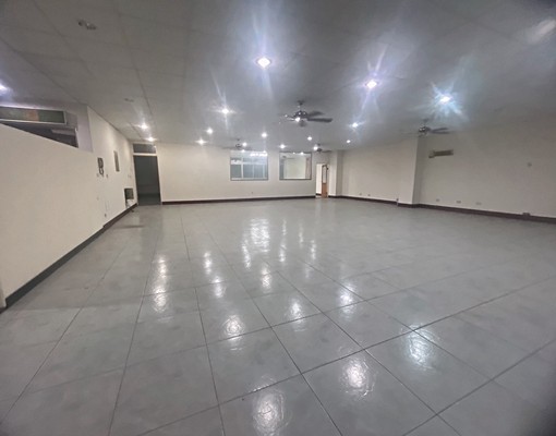 出租/正環西路~A21捷運旁大坪數住辦{可多用途} - Image 4