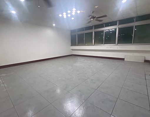 出租/正環西路~A21捷運旁大坪數住辦{可多用途} - Image 6