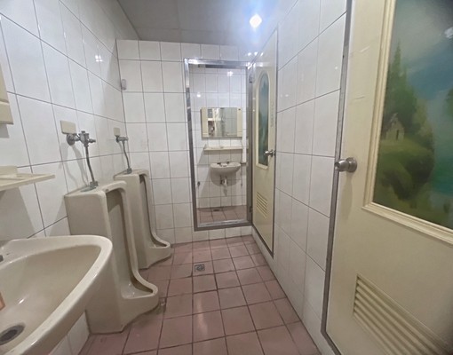 出租/正環西路~A21捷運旁大坪數住辦{可多用途} - Image 12