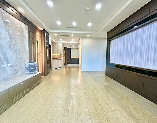 平鎮復旦商圈4+1房含車位 - Image 1