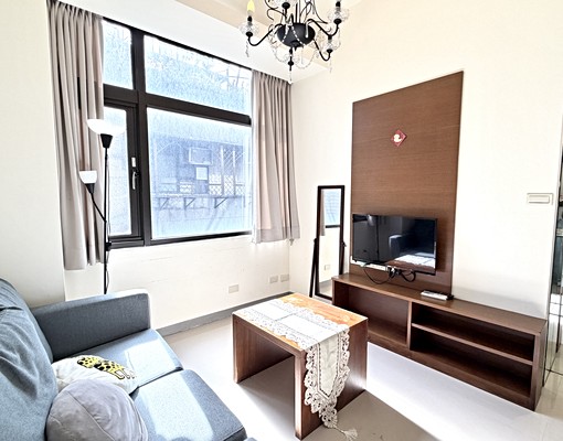 西門站/兩房一廳電梯大樓/可租補/可短租 - Image 1