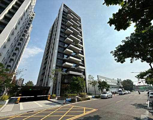 『楠梓藍田商圈』💯2房2衛浴可租補 - Image 2