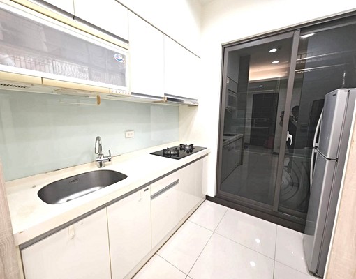 可租補入戶籍~電梯2房可直接入住~有1機車位使用~百萬裝潢 - Image 15