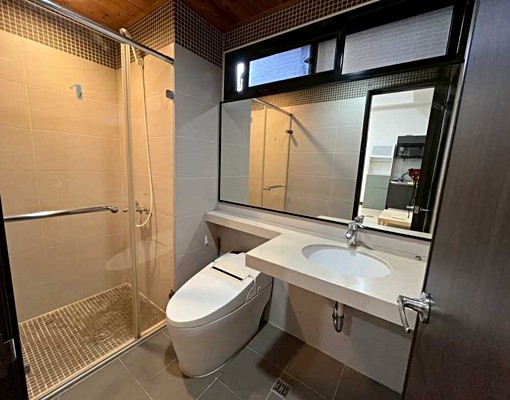 楠梓右昌商圈2房+平面車位~可租補 - Image 7