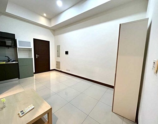 楠梓右昌商圈2房+平面車位~可租補 - Image 9