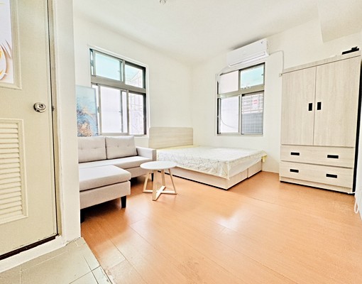 ✨可租補✨近東湖明亮舒適套房(含水費網路第四台) - Image 6