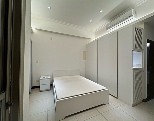 社宅免仲介費可租補中山國小捷運電梯管理陽台套房 - Image 8