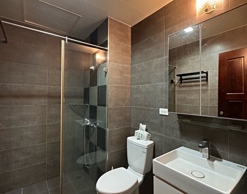 社宅免仲介費可租補中山國小捷運電梯管理陽台套房 - Image 12