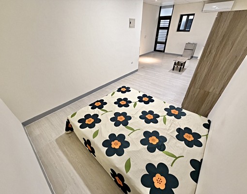 超大空間🔥東區LALAPORT|獨洗陽台流理台機車位雙租補 - Image 9