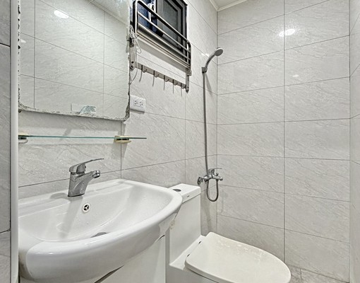 超大空間🔥東區LALAPORT|獨洗陽台流理台機車位雙租補 - Image 14