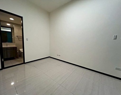 找宏普2嗎租補全新稀有2+1房&車位0979721718 - Image 2