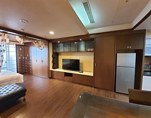 雄女、愛河旁~天河質感大套房(傢電俱齊全)~可申請租補!! - Image 3