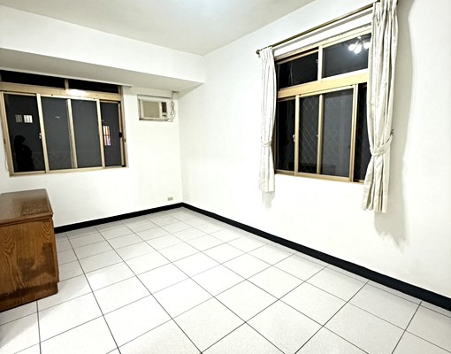 近捷運中和站雙採光大空間公寓兩房(可租補/免服務費) - Image 5