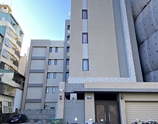 可租補✨獨洗獨曬✨台電✨室內機車位✨近一中 - Image 2