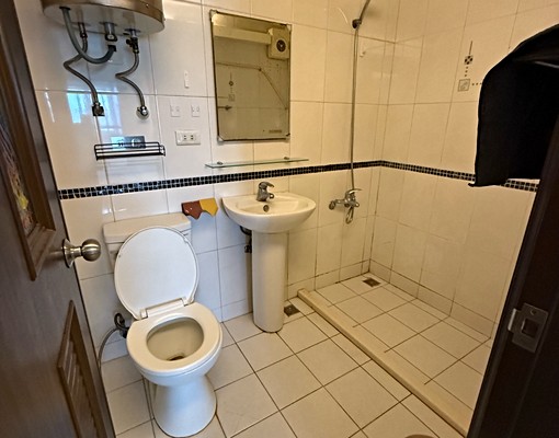 新屋交流道新明國中電梯陽台大套房 - Image 2