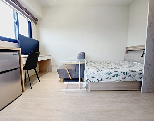 設備齊全!有獨洗!包網路第四台!有停車位及電梯整體與雙租補! - Image 7