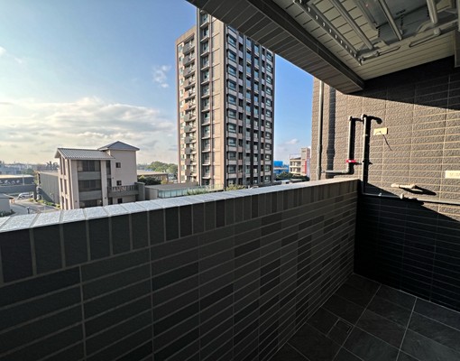 “捲捲媽咪”中路-新画峰二房車,全新裝潢未住,收納十足! - Image 11