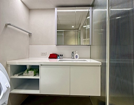 鉑斯✨晴光商圈✨高樓市景典雅大套房✨ - Image 4